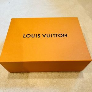 Louis Vuitton box